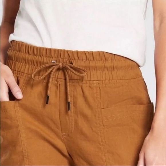 Athleta Cabo 100% Linen 4" Short in Toasted Ochre Size 6 - Picture 2 of 8